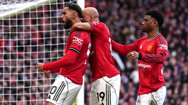 Manchester United 3-1 Aston Villa: Report, score and goals as Red Devils step up European pressure