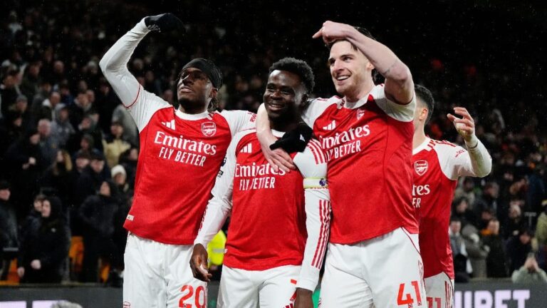 Arsenal and Manchester City won away, but Chelsea and Liverpool were beaten