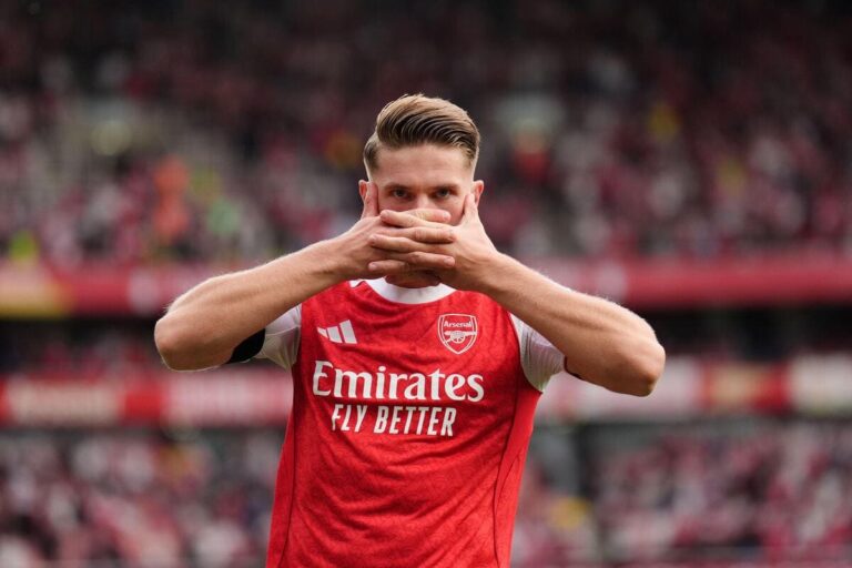 Arsenal hit back with a penalty in a tough clash with Bournemouth