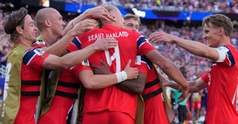 Norway take the lead against Senegal as Haaland misses a golden chance